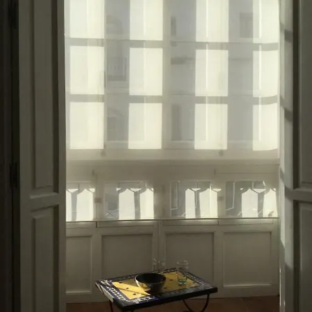 Fonduq Estudios Daire